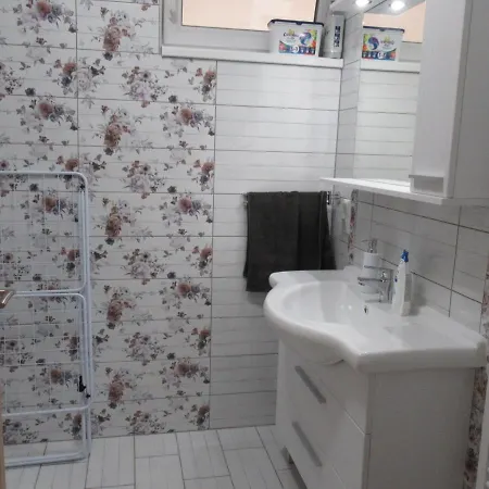 Keszthelyi Foeldszinti Apartman A Belvarosban 凯斯特海伊